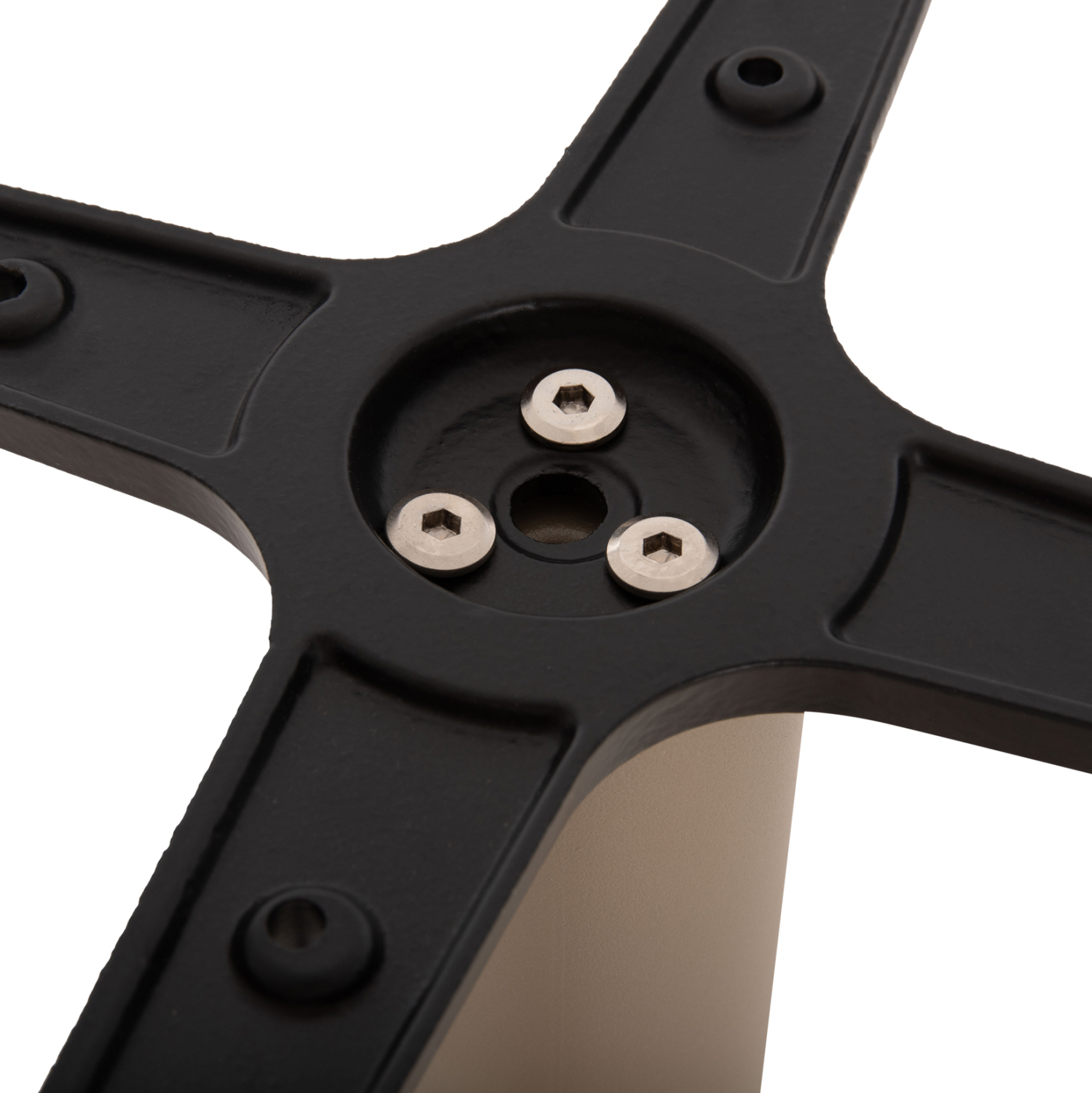 basi-trapezioy-mpar-fb943925-metalliki-k-6