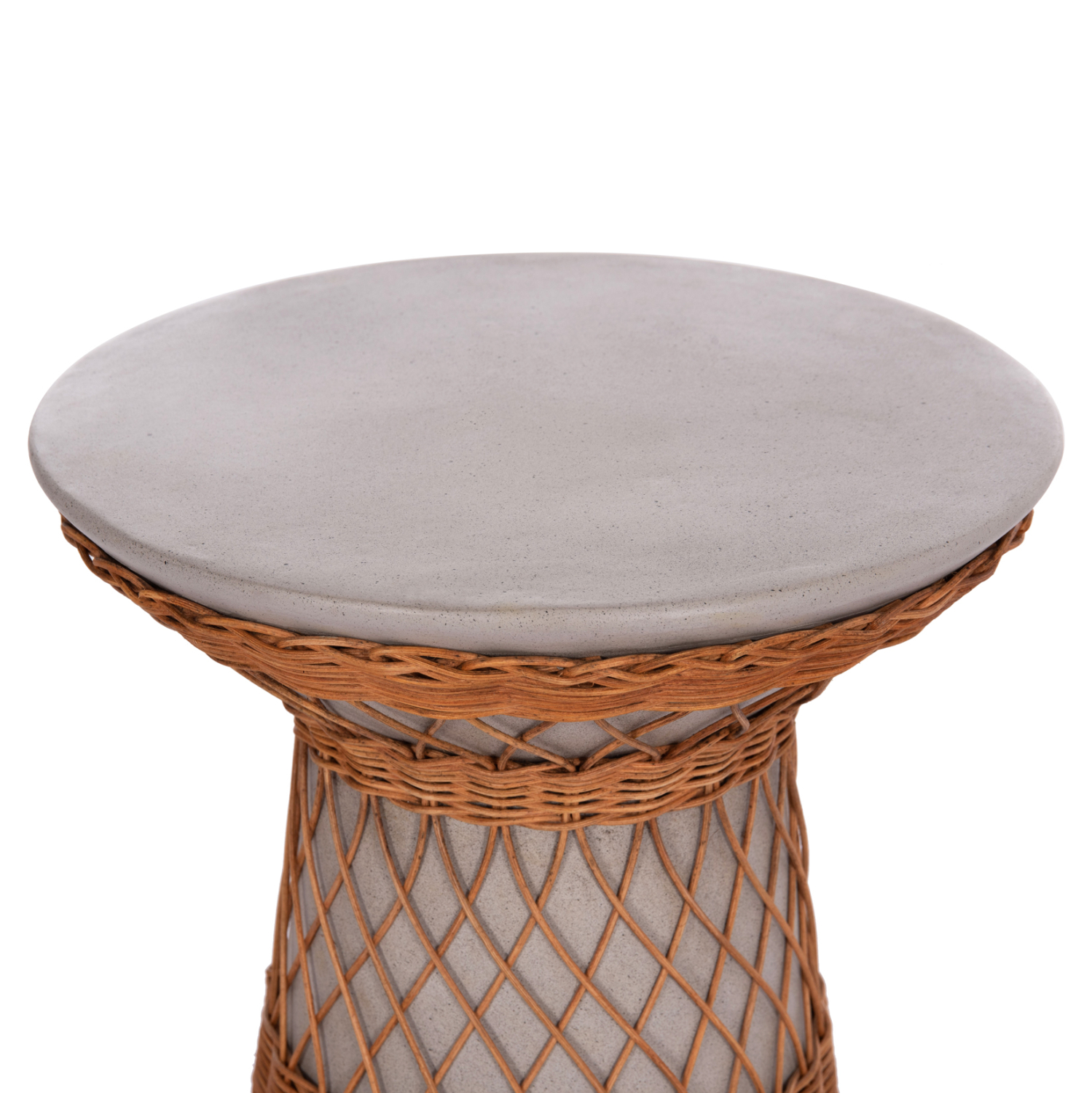 boithitiko-trapezi-stroggylo-delia-fb918-3