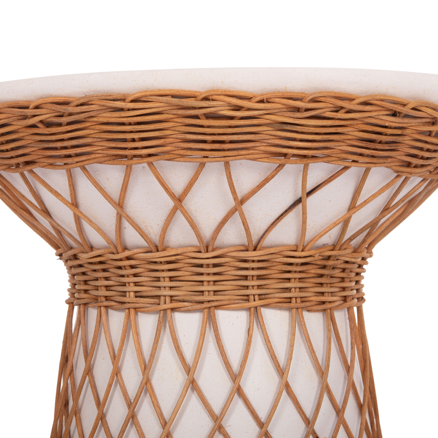 boithitiko-trapezi-stroggylo-fb91816702-4