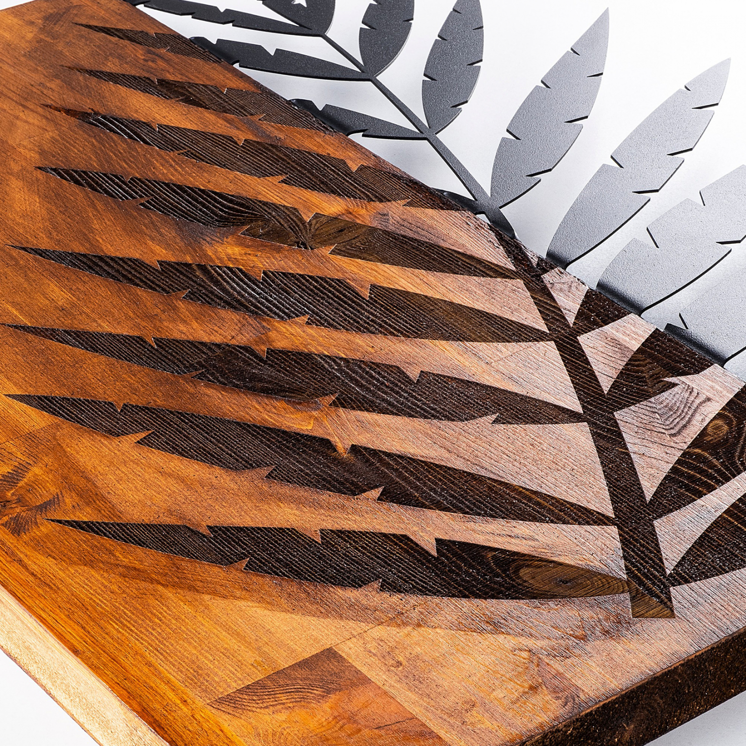 diakosmitiko-toichoy-xylino-me-metalliko-19