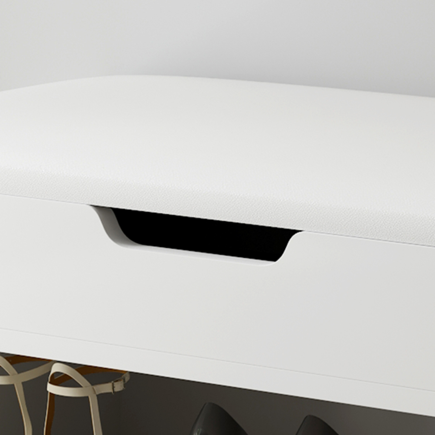 papoytsothiki-me-kathisma-fb9247703-mela-7