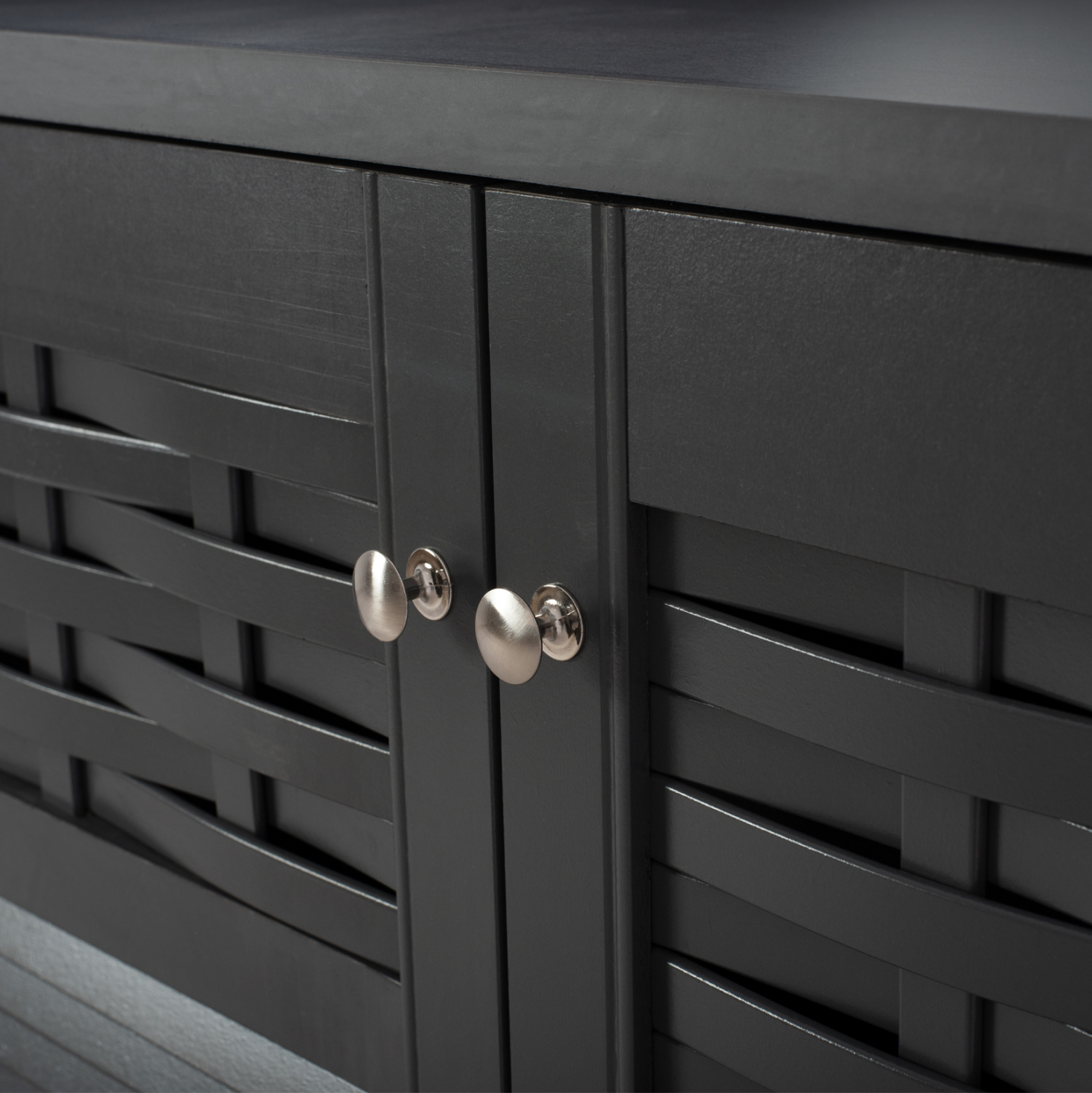 papoytsothiki-ntoylapi-kailena-xylini-fb-4