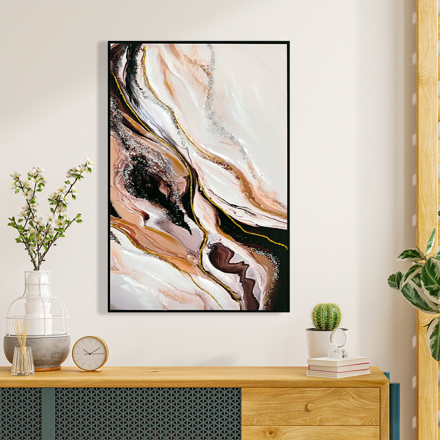 pinakas-toixoy-fb94560-me-korniza-mayri-2