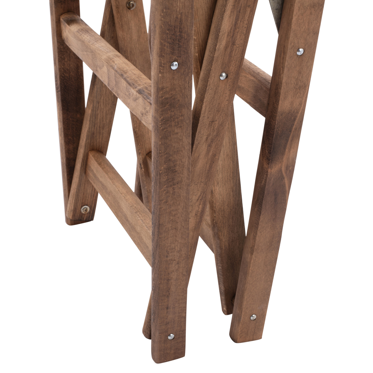 polythrona-skinotheti-skeletos-karydi-em-7