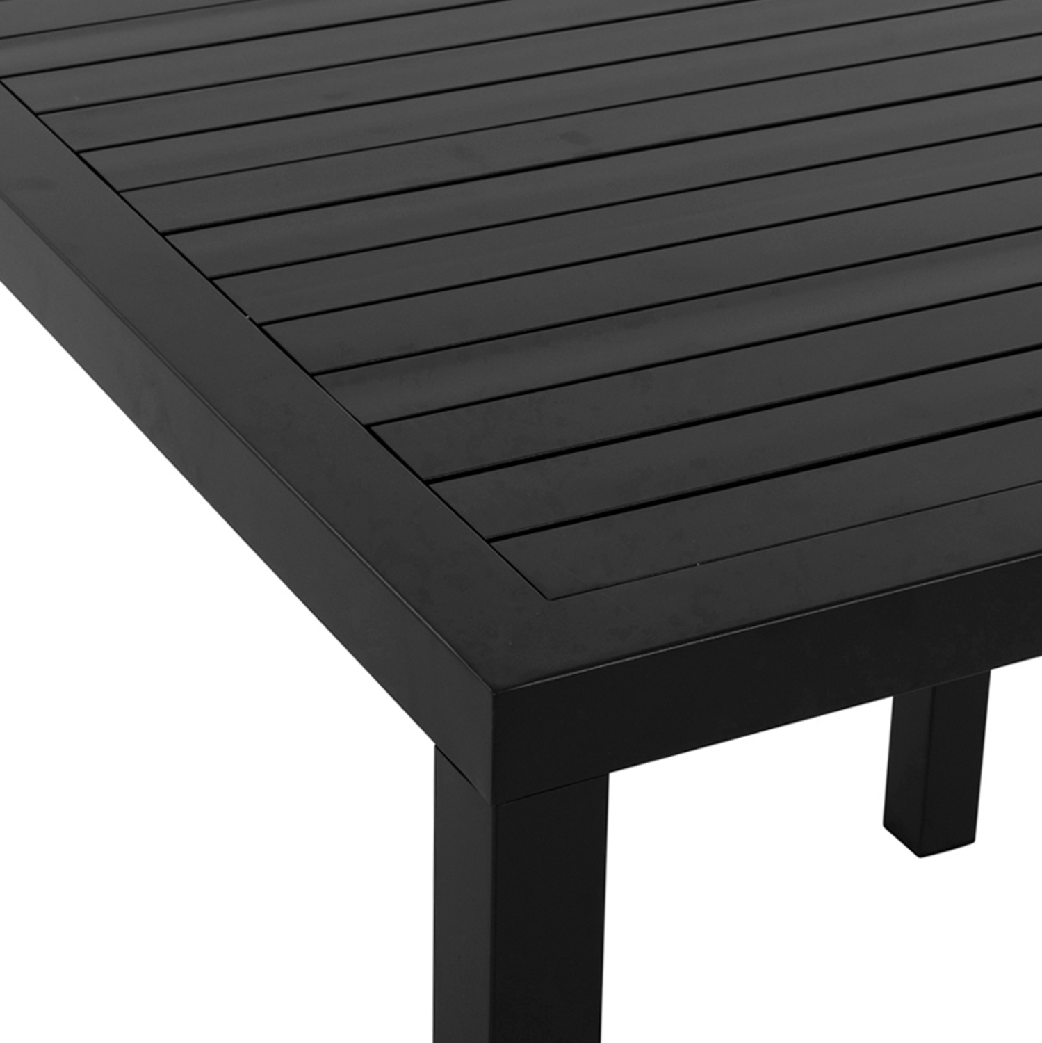 trapezi-aloyminioy-se-anthraki-apochrosi-3