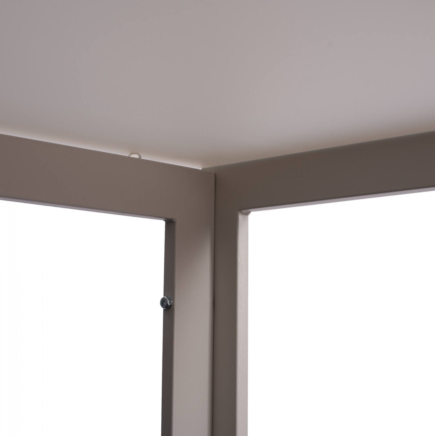 trapezi-metalliko-orthogonio-leyko-me-gy-5